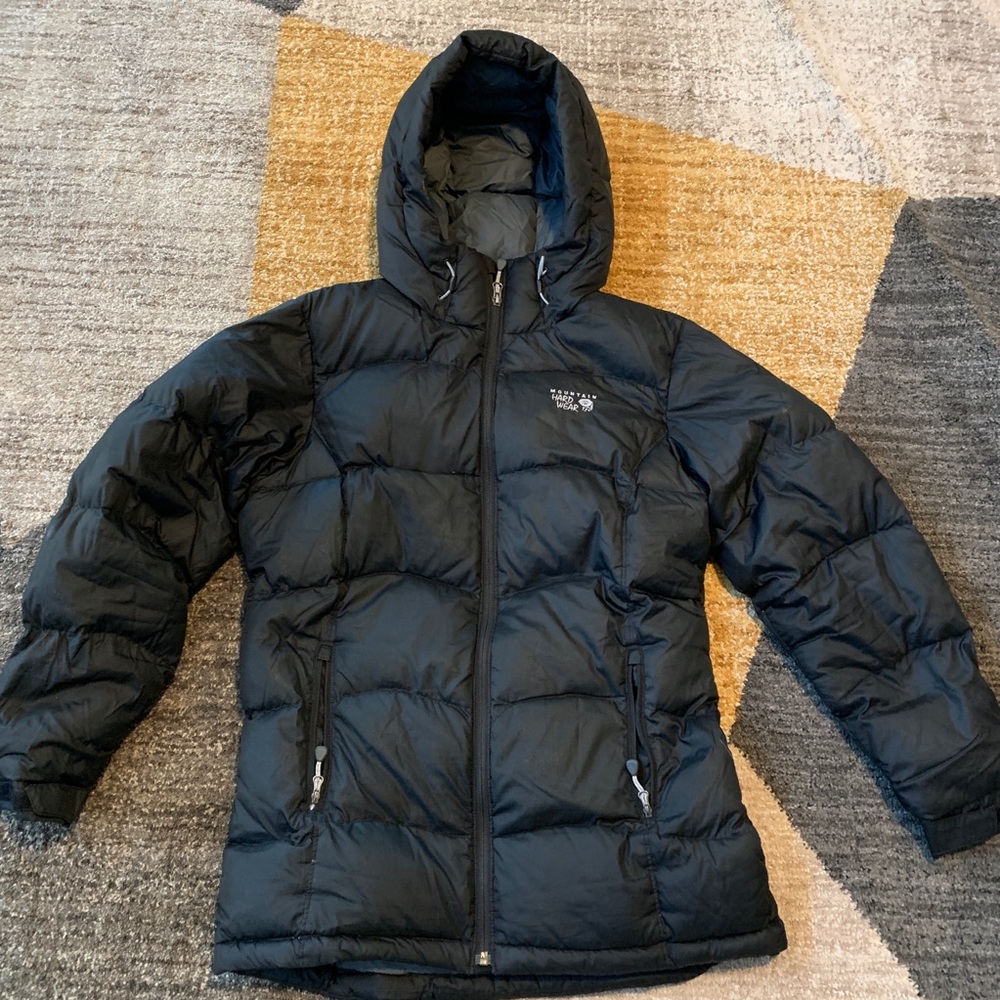Women’s down puffer jacket